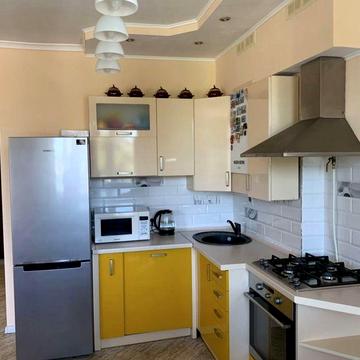 Простора 1к квартира з ремонтом, меблями та технікою