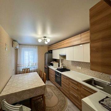 Продам 2к квартиру ул.Запорожское шоссе 62, ж/м Тополь-3