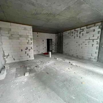 Продам 3-комн квартиру в районе Рогалева ул.