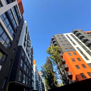 Національної Гвардії вул., 1