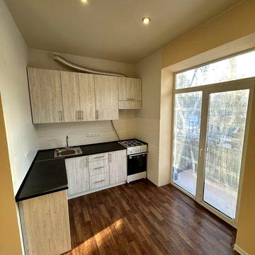 Продам 2 комн 2 этаж