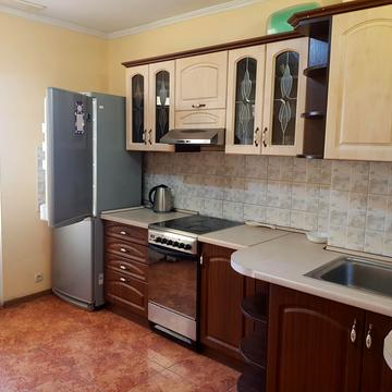 Олени Пчілки вул., 2-Б