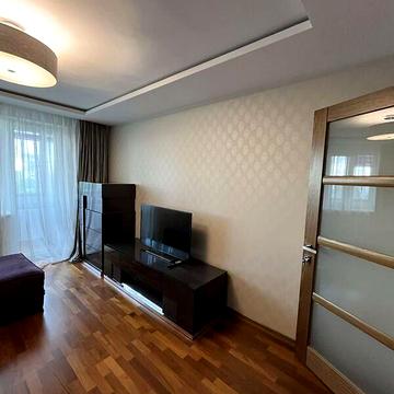 Довгострокова оренда 2к Квартира Володимира Великого вулиця