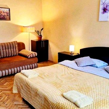 1 кімнатна квартира, центр