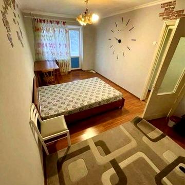 Продам однокімнатну квартиру.