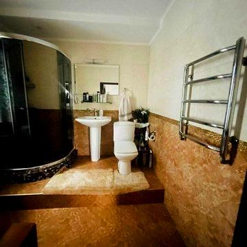 продам дом  Диевка 1 рн метро