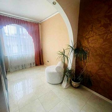 продам дом Диевка 1 рн метро