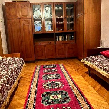 1-кімнатна квартиру біля м."Академмістечко"