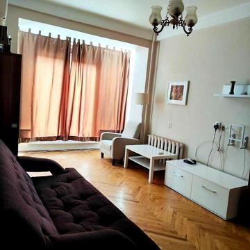 Велика Васильківська вул. (Червоноармійська), 114