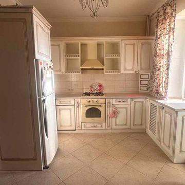 Срочно! Торг! Просторная 2х квартира на Среднефонтанской, кирпич, газ.