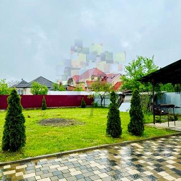 Молодіжна вул., 7