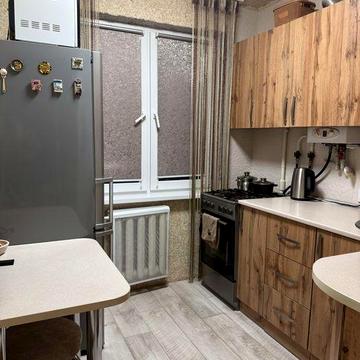 2 кімнатна квартира .Польова