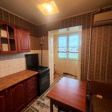 Продам 1-но ком. квартиру в кирпичном доме на Скворцова/ЦНАП