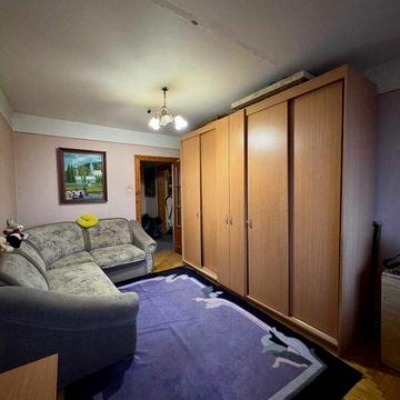 Продається 3-кімнатна квартира р-н Росвигово