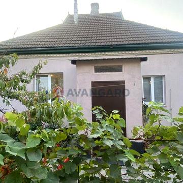 Продається гарний будиночок по вул. Колеусівська