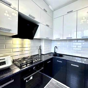 Продам 2х комнатную квартиру м Дворец Спорта 5 мин 3/5 с евроремонтом