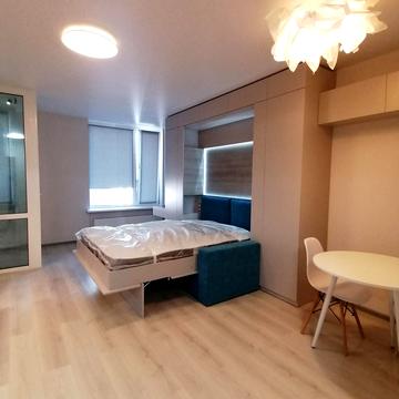 Дніпровська набережна вул., 18-Б