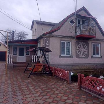 ВОДЯНИКИ,ОРЕНДА БУДИНКУ. Гірськолижний курорт.