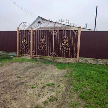 Продам дом с удобствами