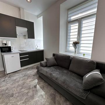 Олеся Гончара вул., 24