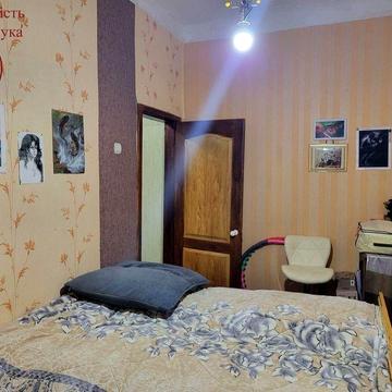 Продам двокімнатну квартиру на дворці КРАЗ