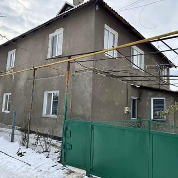 Двухуровневая квартира в центре