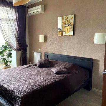 Продам 3-комн квартиру в районе Суворова ул.