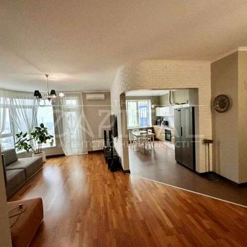 Є СВІТЛО! Оренда квартири на Печерську!