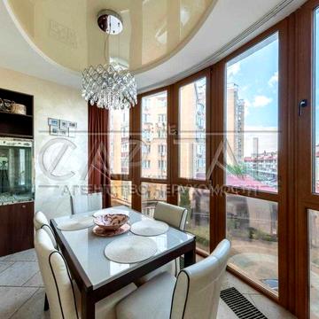 Продаж просториї 4к квартири Оболонські Липки  Оболонська Набережна, 3