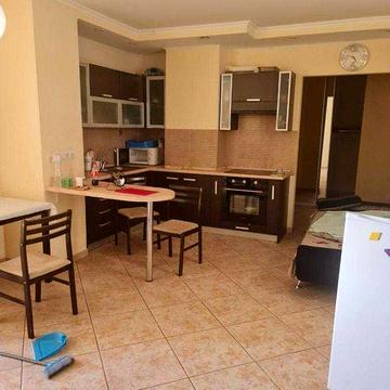 Продам велику однокімнатну квартиру в новобудові на Молдаванці, Центр