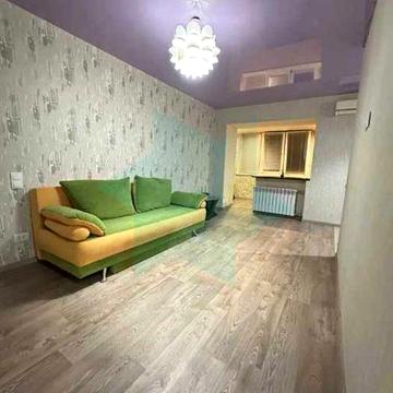 Продам гарну 3к квартиру на Хмельницького (центральний/поля)