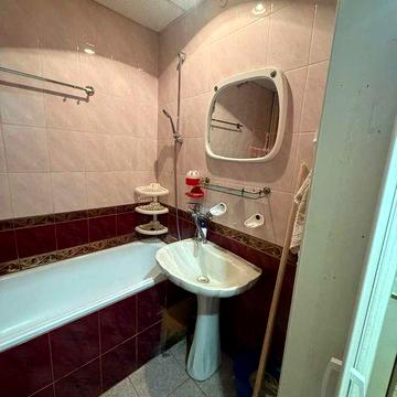 Оренда двохкімнотної квартири у самому центрі міста!