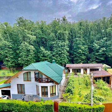 Новий маєток в найбезпечнішому районі України