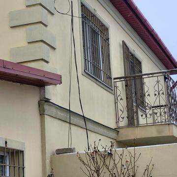 Усатово,рядом Одесса,уютный дом + капитальный фундамент и подвал.