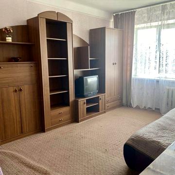 Здам чудову однокімнатну біля метро