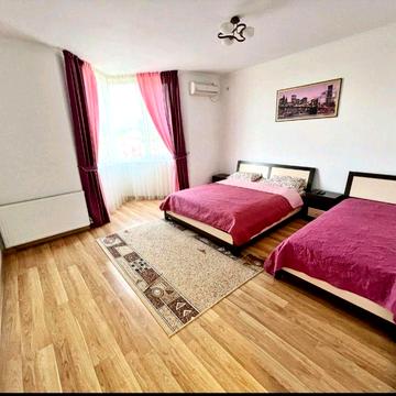 Здається світла та тепла квартира в новобудові по Помірецькій 9.