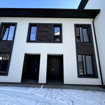 Таунхаус біля парку Незнайки. Самий центр міста. Остання секція!