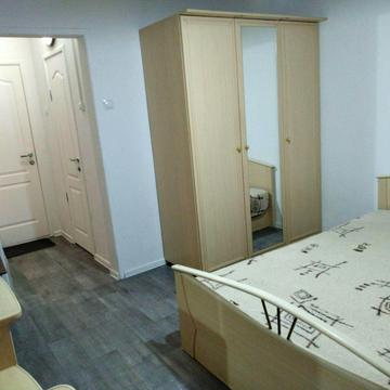 Ревуцького вул., 18-А