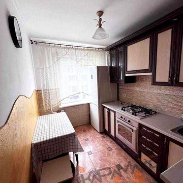 Оренда 2-кімнатної квартири • Наукова, 57