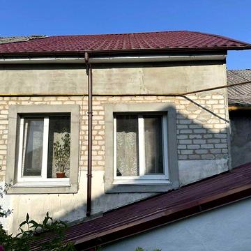 Терміновий продаж 2-х кімнатної частини будинку