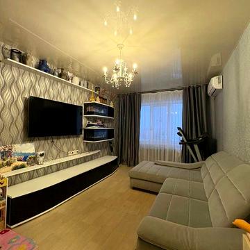 ПРАЦЮЄМО ПО ПРОГРАМАМ!! Продам 3-х кімнатну квартиру.