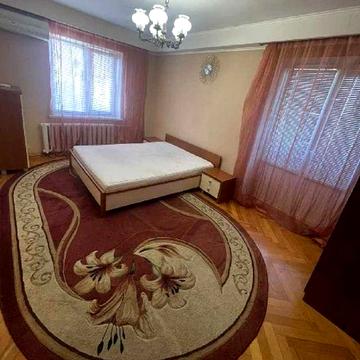 Постійно є Електрика, газ, опалення, метро Лівобережна, вул. Бучми  6