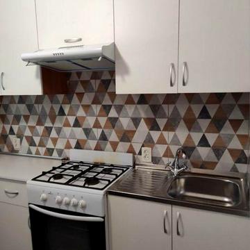 Здається 1 км квартира р-н 3 школи!