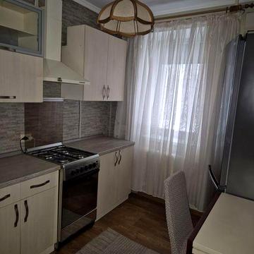 Здам двохкімнатну квартиру на Дослідній