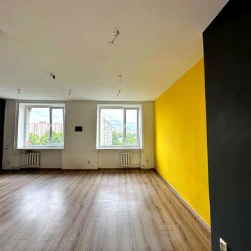 Володимира Великого вул. (Артема), 50