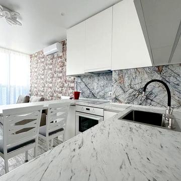 Здається 1 к кв-студія Симона Петлюри 21Б