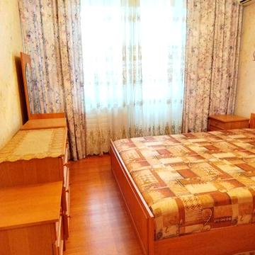 Здам затишну 2-х квартиру – перший будинок від метро Чернігівська.