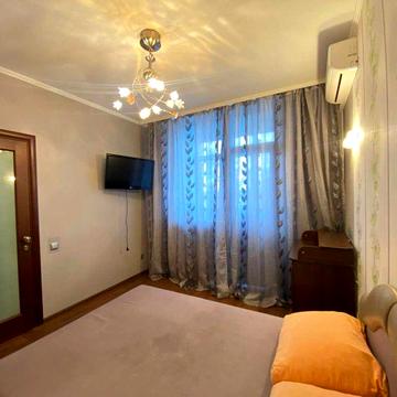 2кім Позняки,біля Метро Осокорки 5хв. пр-т Бажана,8Б,Дніпровська наб.