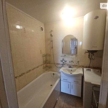 Довгострокова оренда 3к Квартира Робоча вулиця