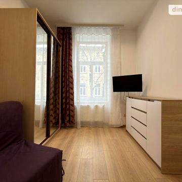 Довгострокова оренда 1к Квартира Верхратського вулиця